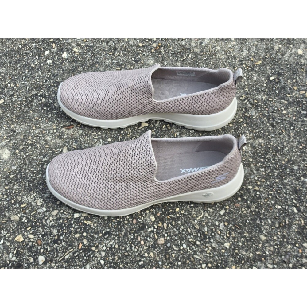 VGC Skechers Go Walk Joy Women's Vegan Walking Shoes Taupe Size 9.5 Wide